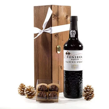 Dessert Wine and Gourmet Chocolate Gift Set to Norway