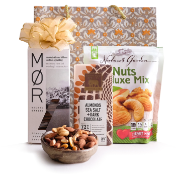 Snacks of Love to Gabon