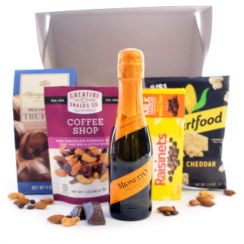 Sparkling Wine and Snacks Box to North Macedonia