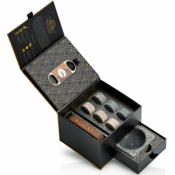 The Gentleman’s Cigar & Whiskey Stones Gift Set to Sweden