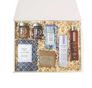 The Lavender Gift Assortment to Romania